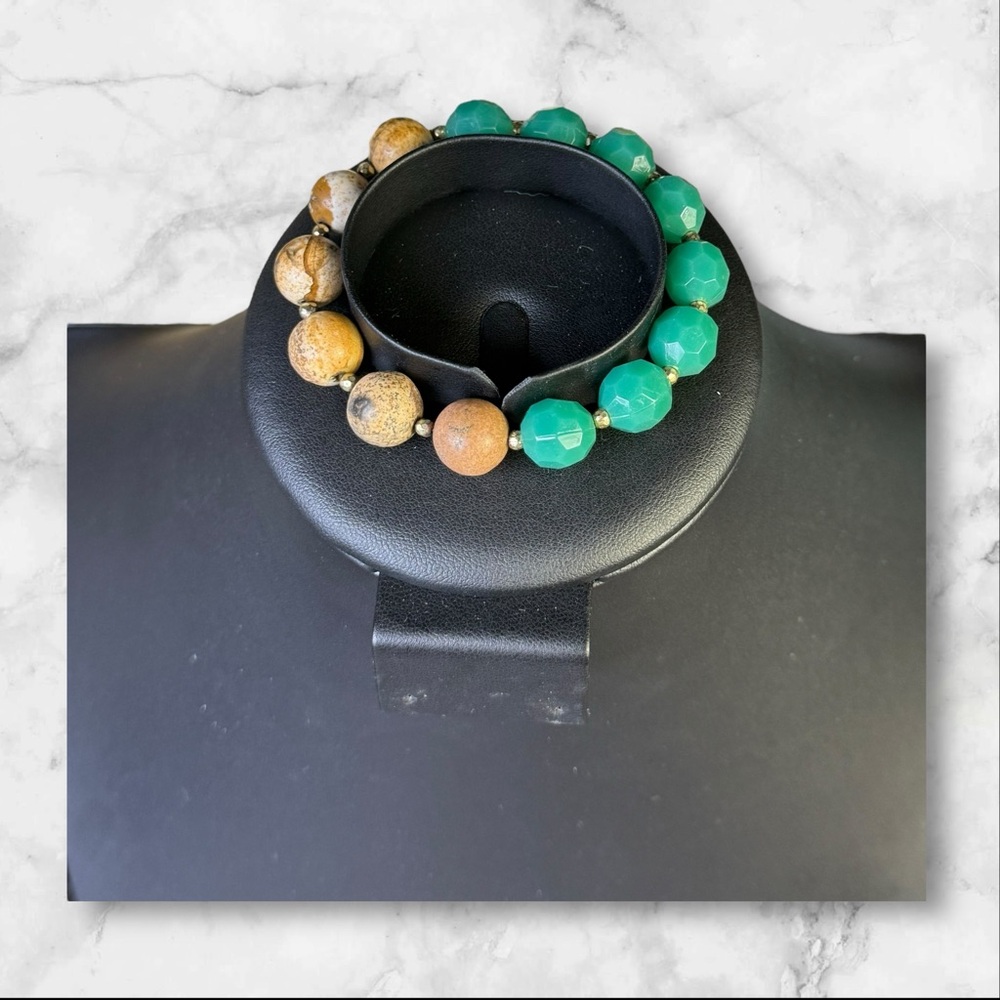 205. Teal‎ Beaded Bracelet with Pictured Jasper Stone Stretchable